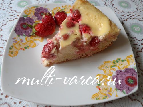 Сметанник із полуницею