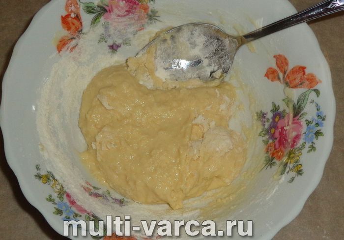 Суп із галушками та куркою в мультиварці