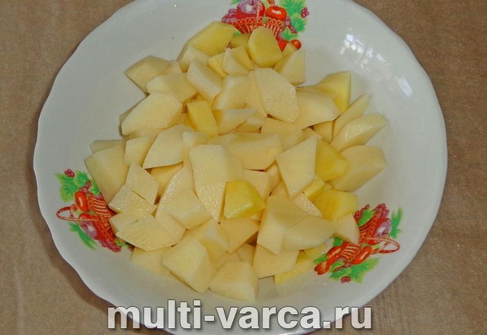 Суп на курячому бульйоні в мультиварці