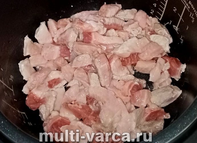 Свинина в сметані