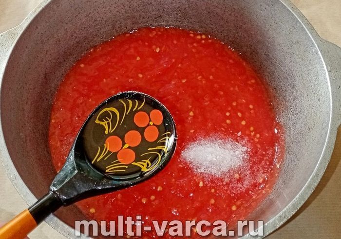 Томатний соус із базиліком