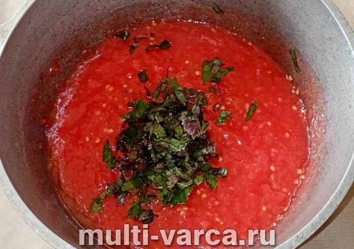 Томатний соус із базиліком