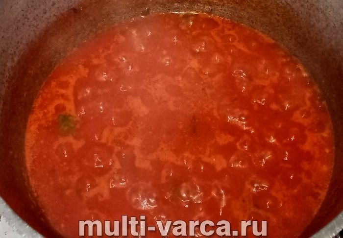 Томатний соус із базиліком