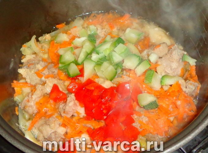Тушонка з овочами в мультиварці