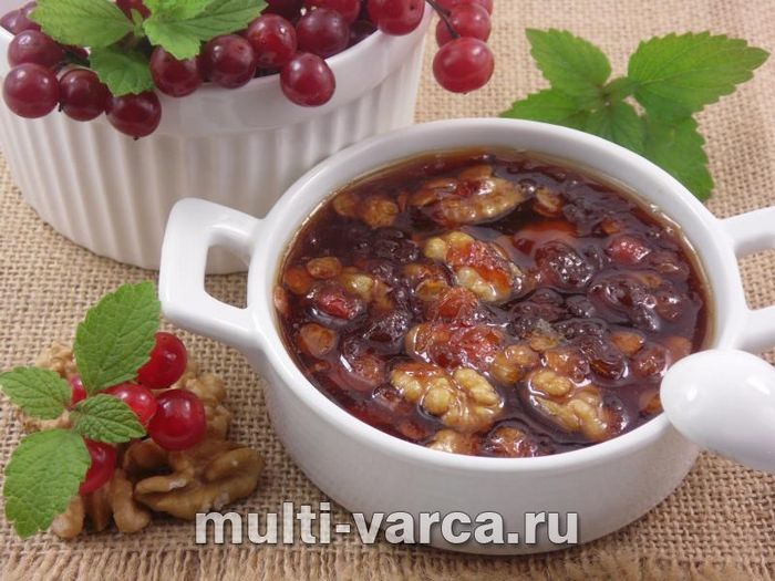 Варення з калини з волоським горіхом