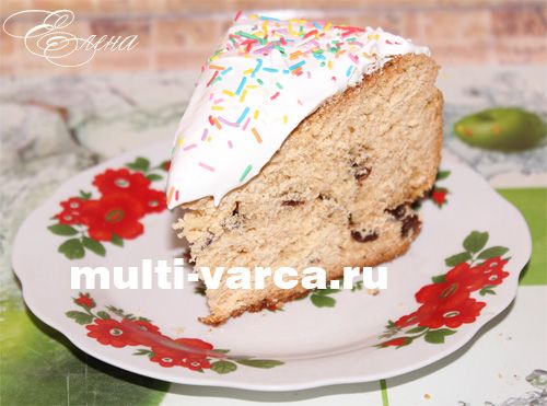 Великодня паска з родзинками в мультиварці