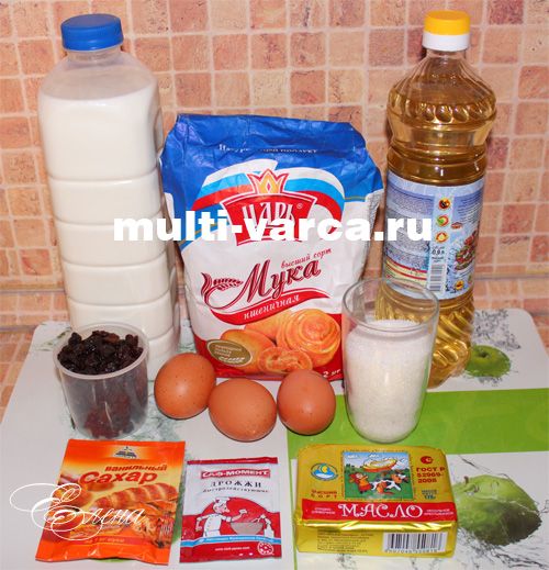 Великодня паска з родзинками в мультиварці