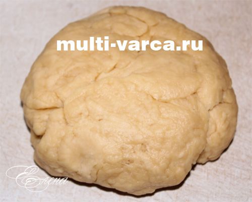 Великодня паска з родзинками в мультиварці