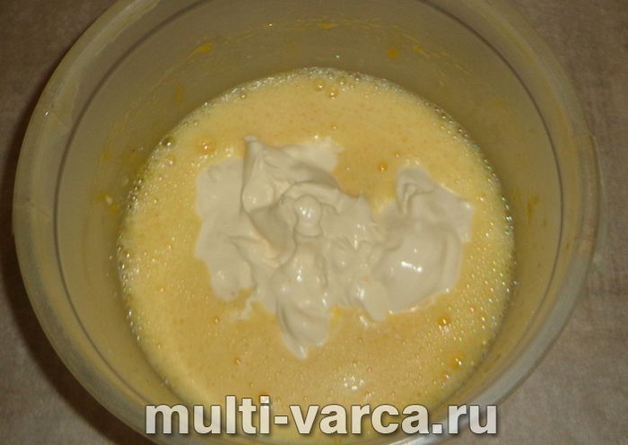 Заливний пиріг із сиром у мультиварці