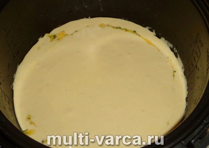 Заливний пиріг із сиром у мультиварці