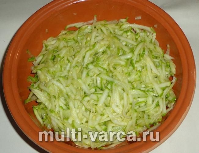 Запіканка з кабачків із помідорами