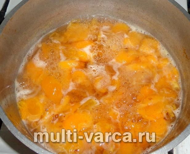 Абрикосовий сік із м