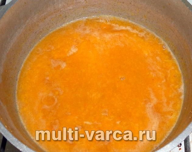 Абрикосовий сік із м'якоттю на зиму