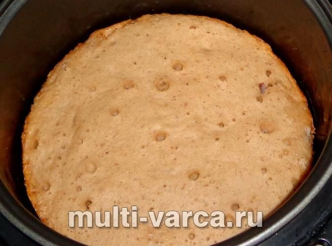 Бісквіт із варенням у мультиварці