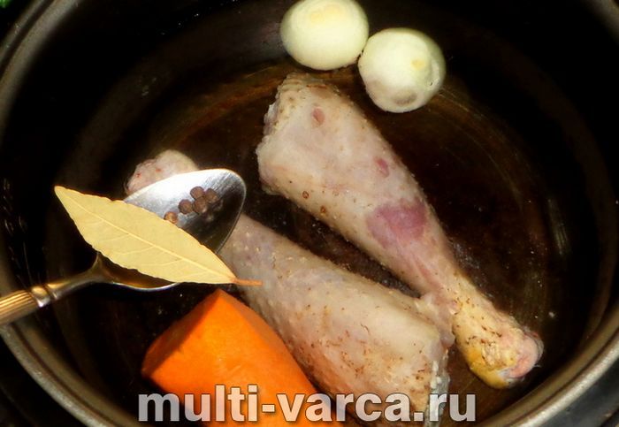 Бульйон із курки в мультиварці