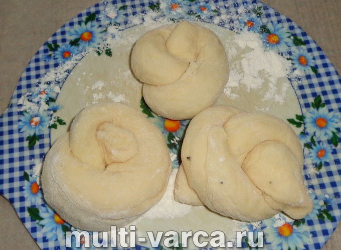 Булочки з маком у мультиварці