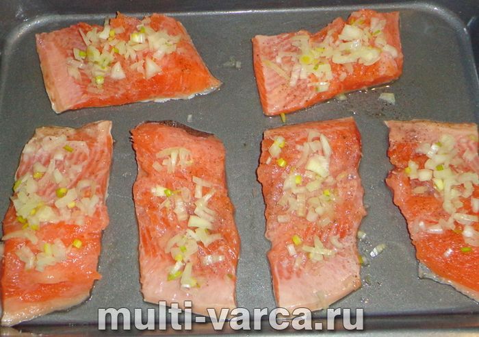 Форель у духовці з сиром