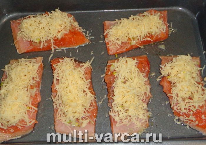 Форель у духовці з сиром