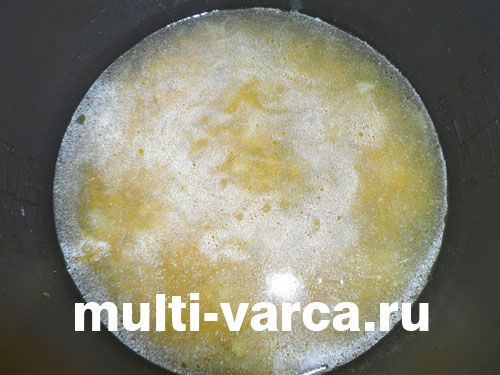 Гарбузовий суп із часником у мультиварці