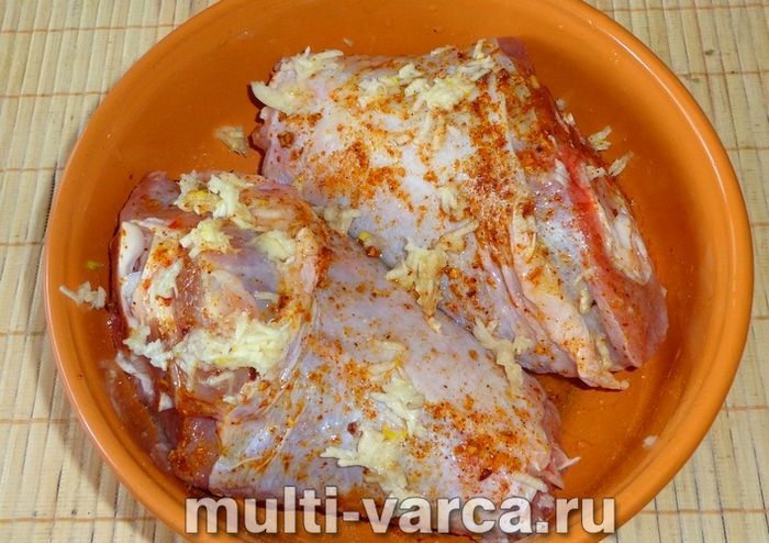 Гомілка індички в мультиварці