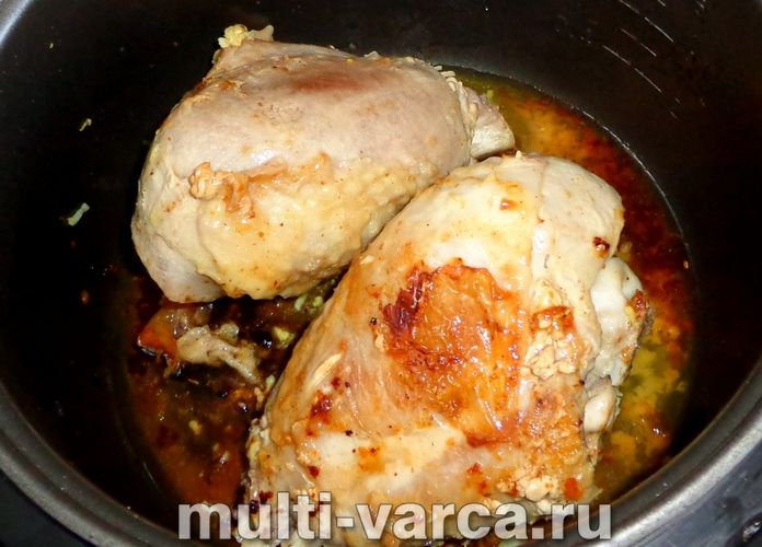Гомілка індички в мультиварці
