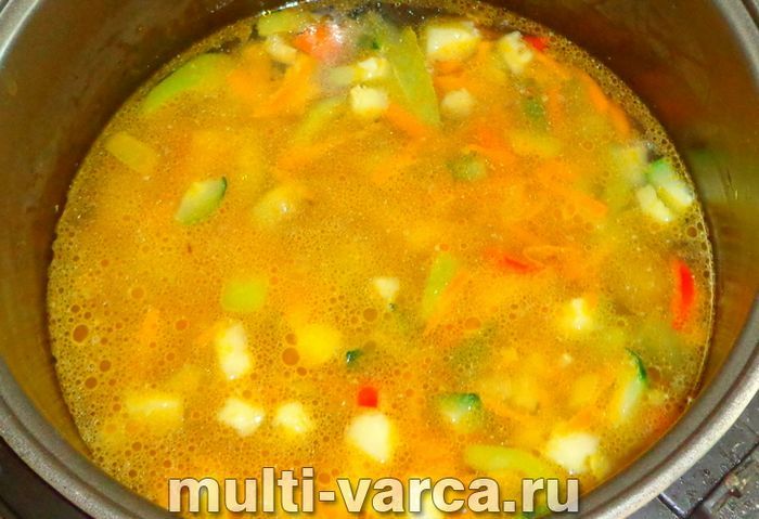 Гречана каша з овочами в мультиварці