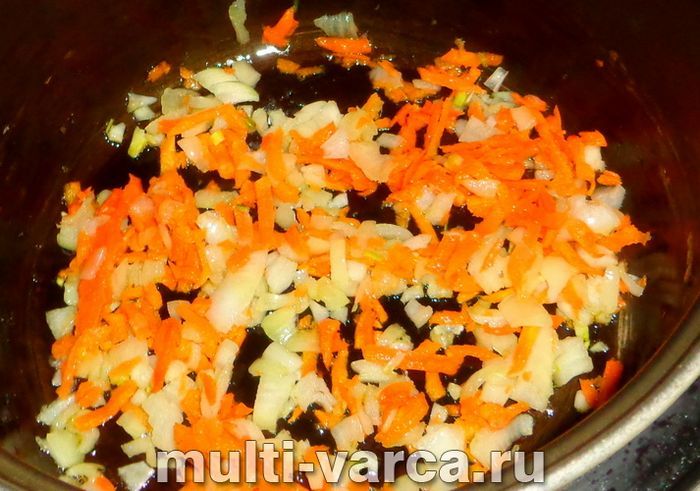 Гречка по-купецькому в мультиварці з індичкою
