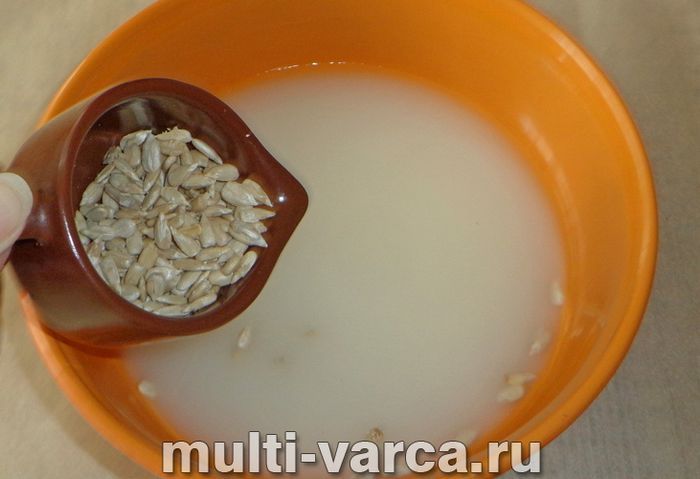 Хліб із насінням у мультиварці