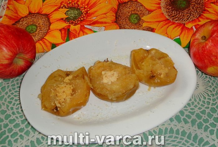 Яблука на пару в мультиварці