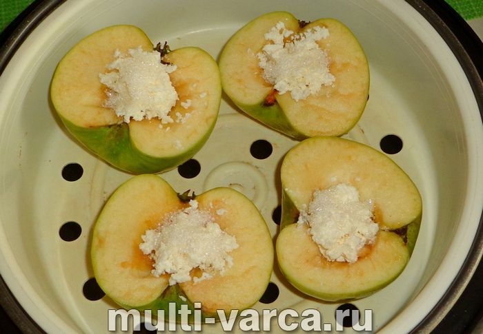 Яблука на пару в мультиварці