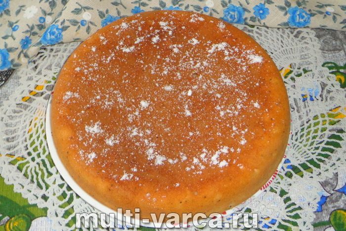 Манний пиріг у мультиварці