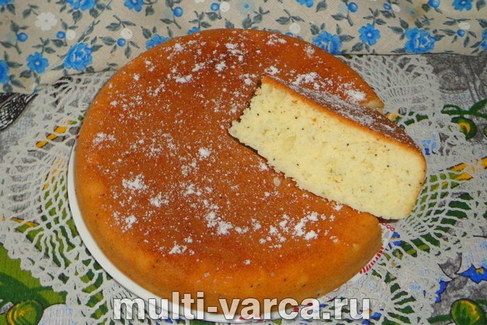 Манний пиріг у мультиварці