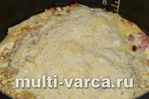 Омлет із макаронами та ковбасою