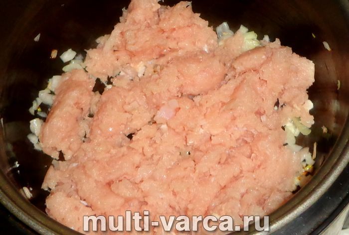 Пекінська капуста з фаршем у мультиварці