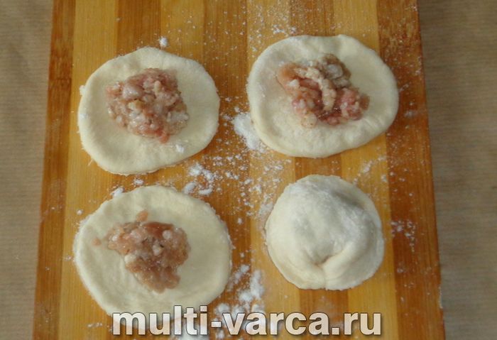 Пельмені на пару