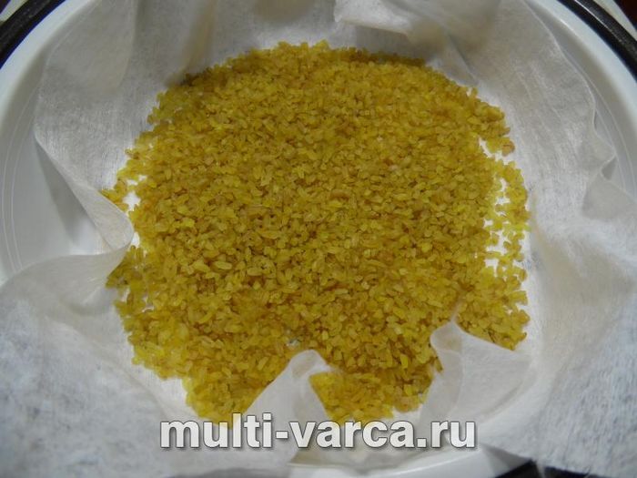 Перець фарширований булгуром і томатами