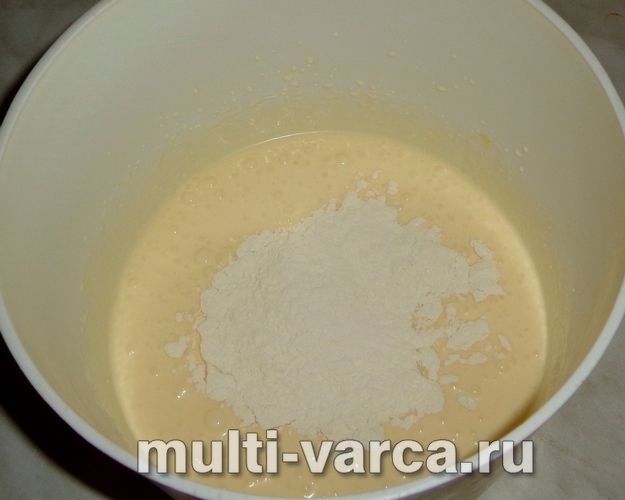 Пиріг із рисом і яйцем у мультиварці