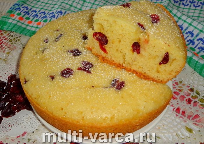 Пиріг із журавлиною в мультиварці