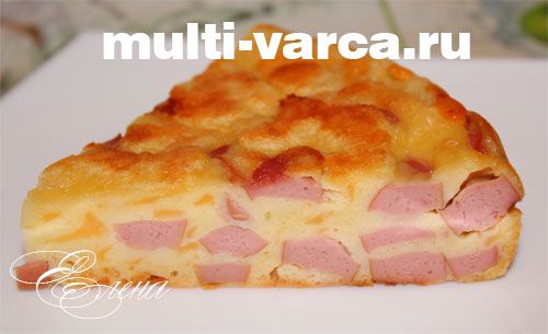 Пиріг на майонезі з сиром і сосисками в мультиварці