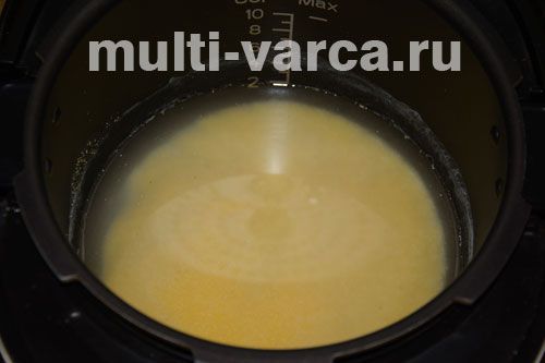 Полента з м'ясним соусом із фаршу