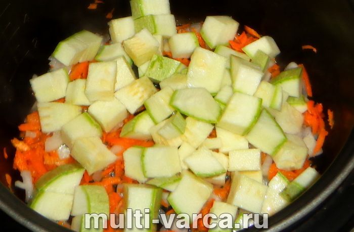 Риба з кабачками в мультиварці