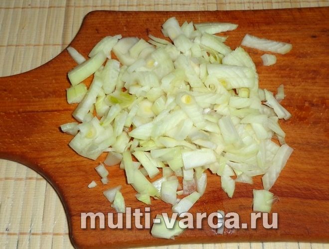 Рис із тушонкою в мультиварці