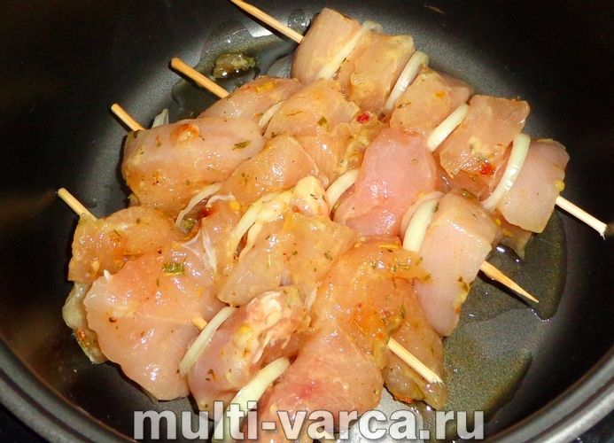 Шашлик із курки в мультиварці