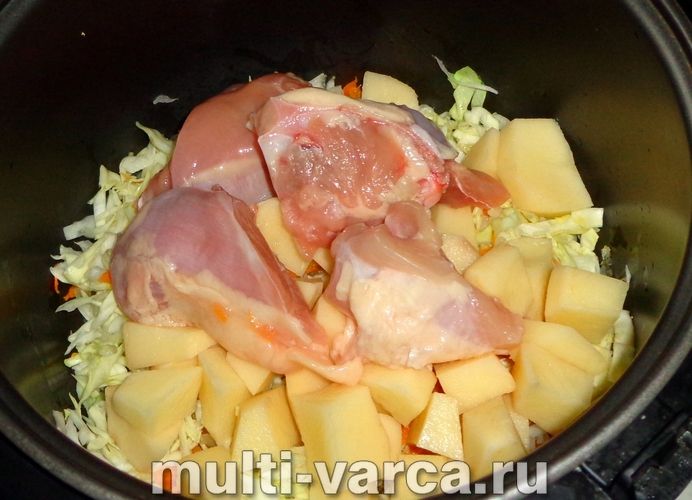 Щи з куркою в мультиварці