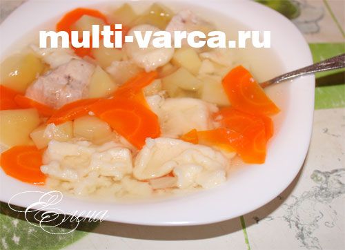 Суп із галушками та курячою грудкою