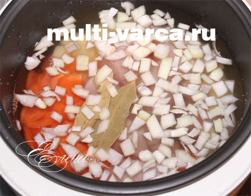 Суп із галушками та курячою грудкою