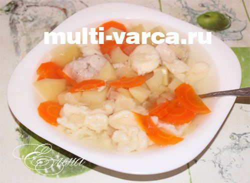 Суп із галушками та курячою грудкою