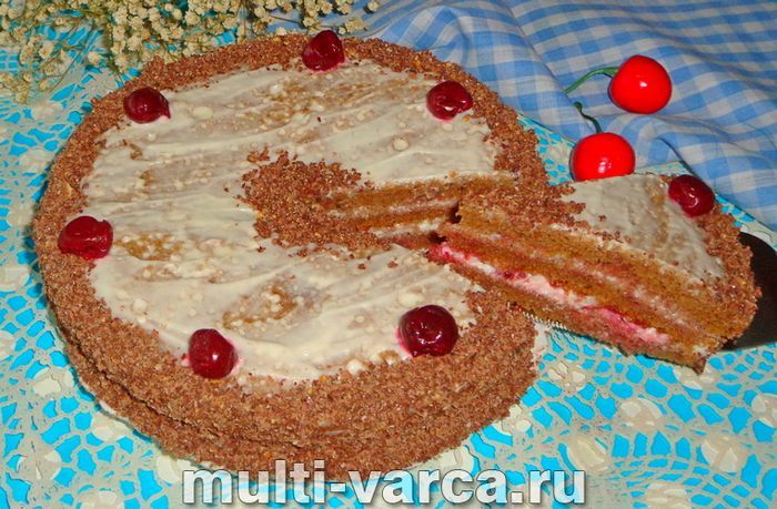 Торт із вишнею в мультиварці