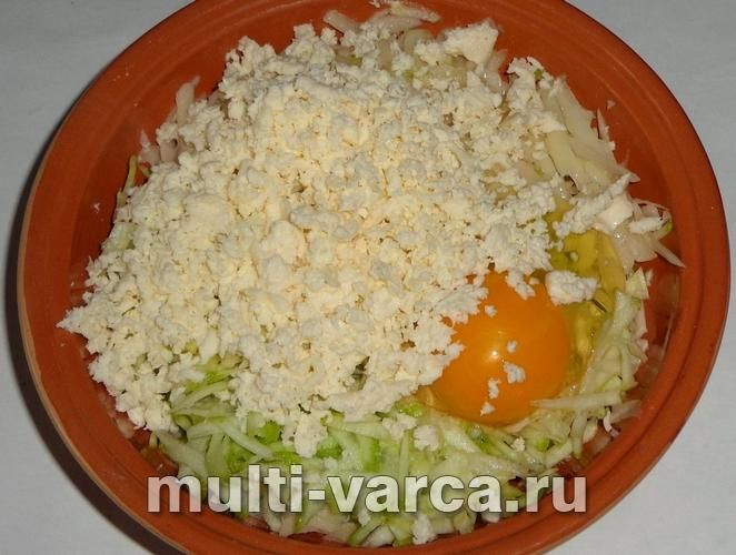 Запіканка з кабачків і картоплі в мультиварці