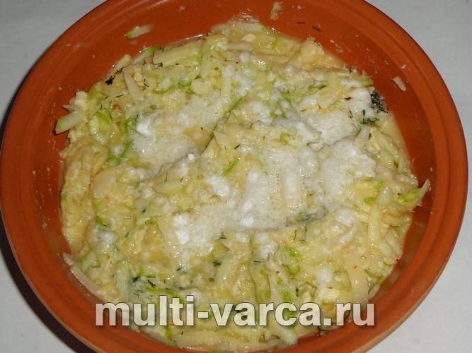 Запіканка з кабачків і картоплі в мультиварці